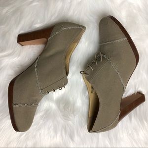 J Crew Tan Linen Heeled Oxfords 8.5